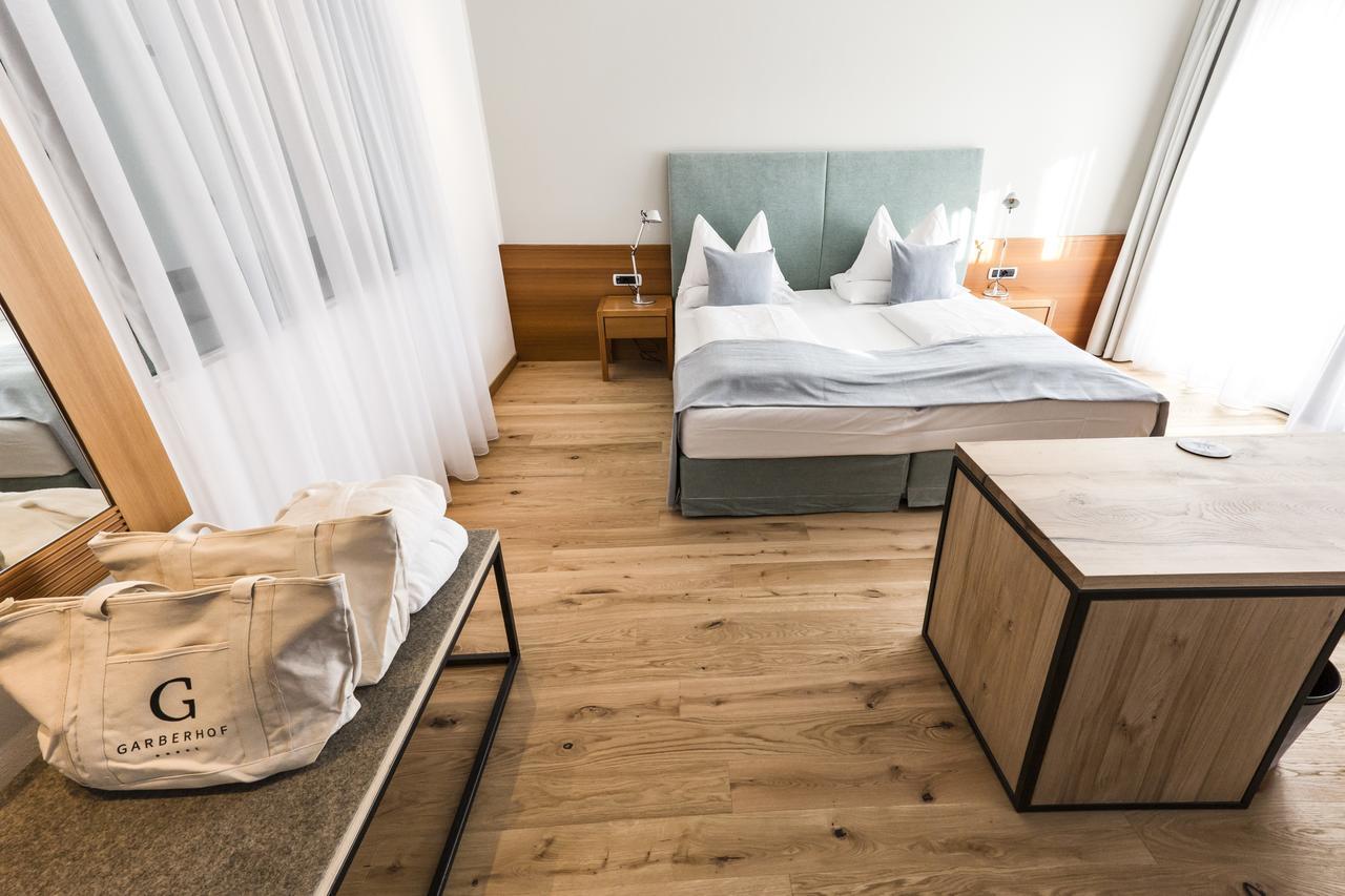 Hotel Garberhof Malles Venosta Ngoại thất bức ảnh